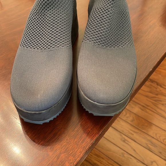 Eileen Fisher Gray Ankle Boots - Picture 2 of 9